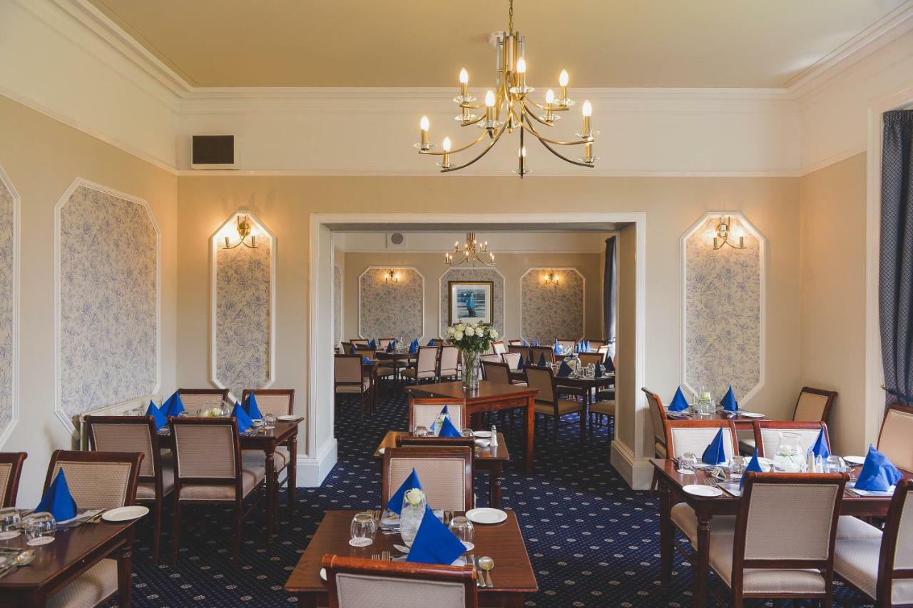Sunninghill Hotel Elgin Exterior photo